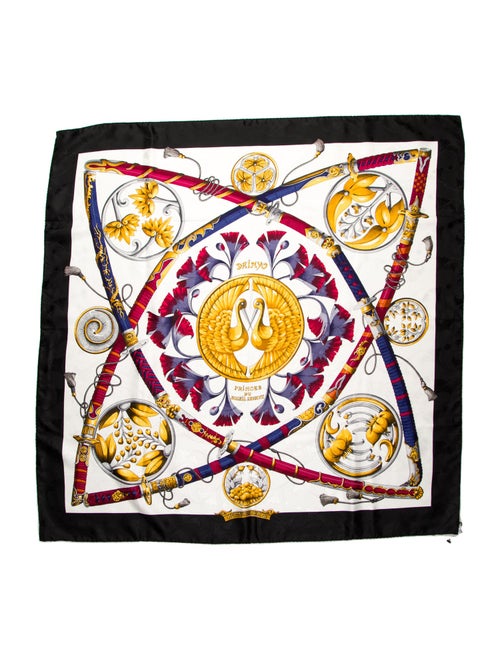 Hermès Daimyo Princes du Soleil Levant Silk Scarf