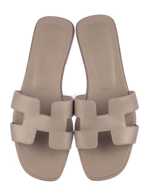 Hermès Oran H Logo Slides