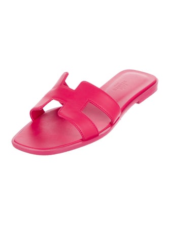 Hermès Oran H Logo Slides