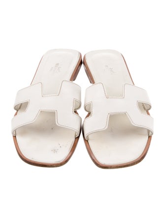 Hermès Oran Leather Slides
