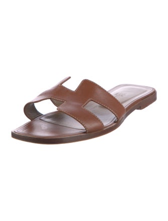 Hermès Oran H Logo Slides