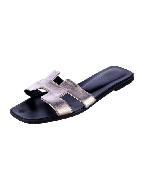 Hermès Oran H Logo Slides