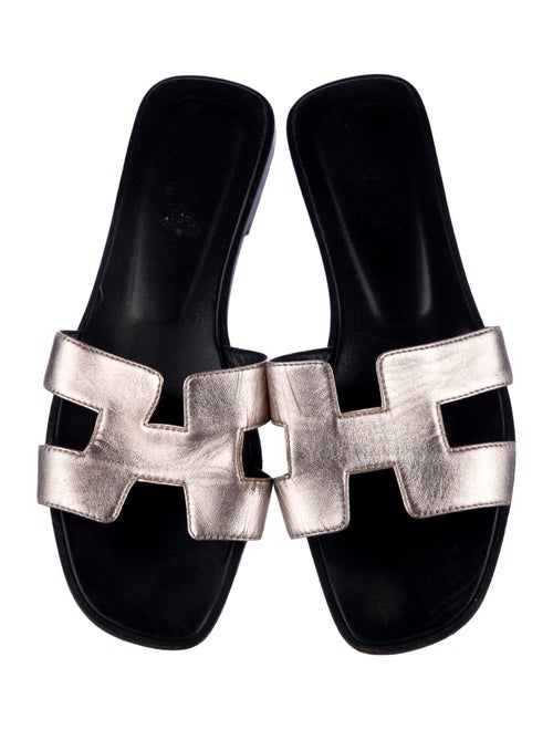 Hermès Oran H Logo Slides