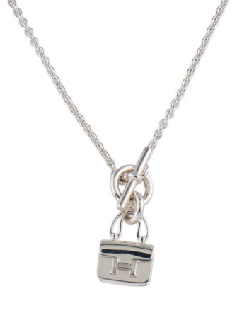 Hermès Amulettes Constance Pendant Necklace