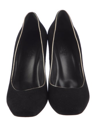 Hermès Suede Pumps