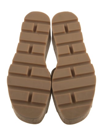 Hermès Eze 30 H Logo Slides