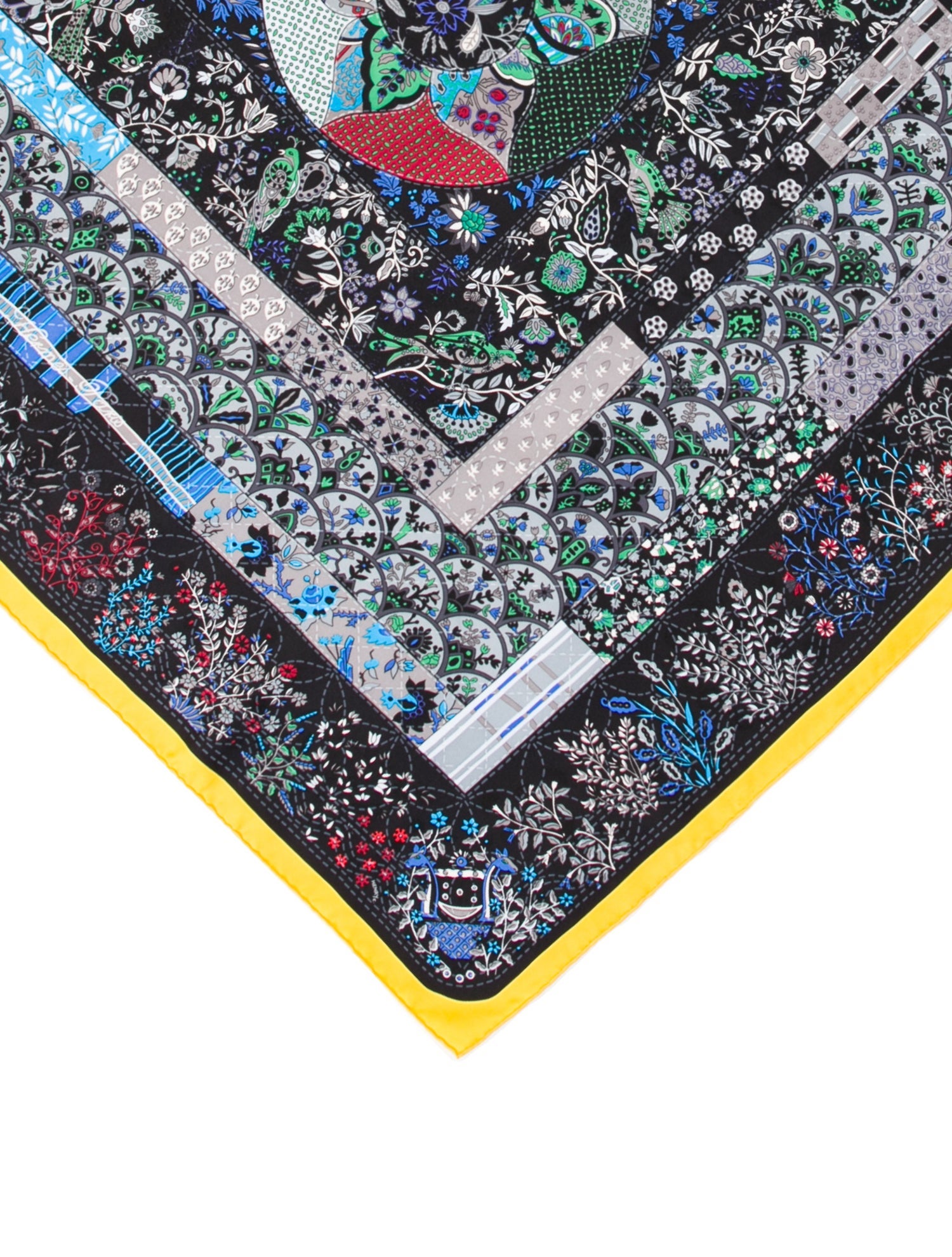 Hermès Piqué Fleuri De Provence Silk Scarf