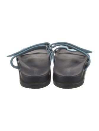 Hermès Chypre H Logo Slides