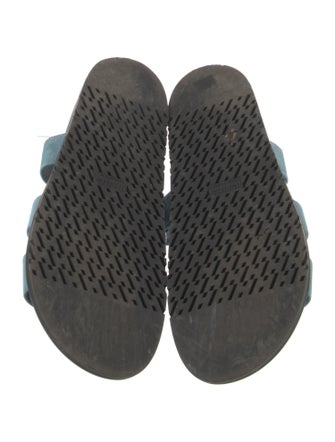 Hermès Chypre H Logo Slides