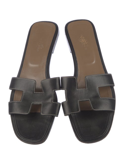 Hermès Oran H Logo Slides