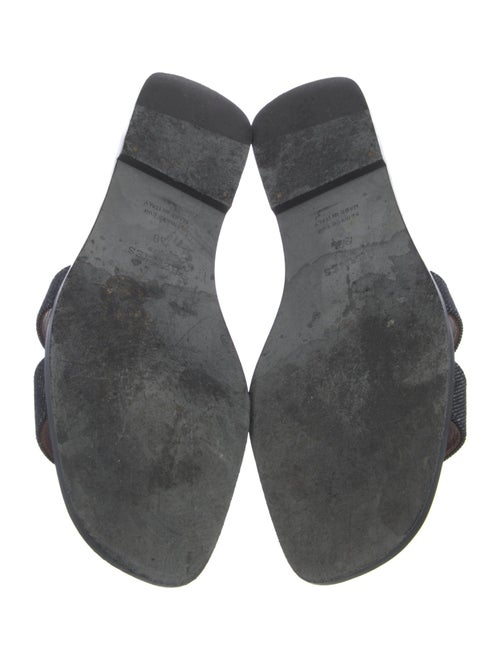 Hermès Oran H Logo Slides