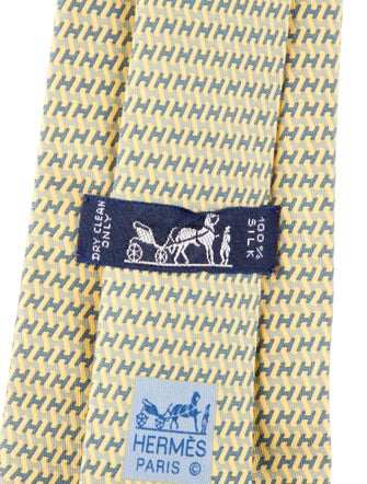 Hermès Silk Pattern Tie