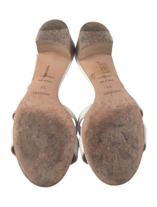 Hermès Oasis H Logo Slides