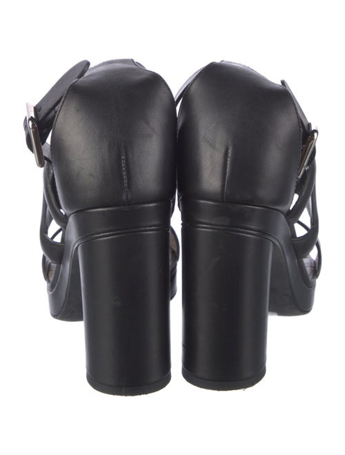 Hermès Chaîne d'Ancre Insignia Leather Sandals