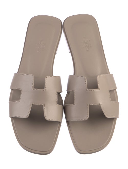 Hermès Oran H Logo Slides