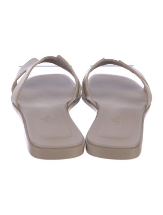 Hermès Oran H Logo Slides