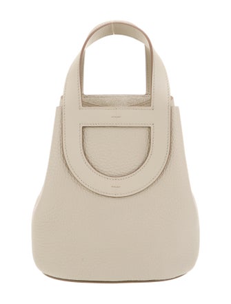 Hermès Clemence In-The-Loop 18