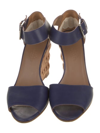 Hermès Leather Pumps