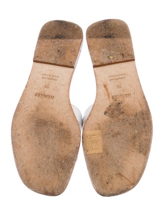 Hermès Oran H Logo Slides
