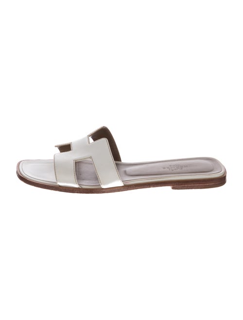 Hermès Oran Leather Slides