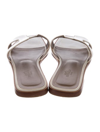 Hermès Oran Leather Slides