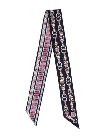 Hermès Harnais en Rosace Silk Twilly Scarf