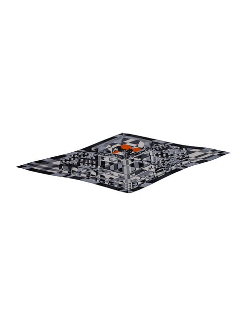 Hermès Faubourg en Perspective Losange Cashmere Triangle Scarf