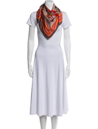 Hermès Couvertures et Tenues de Jour Silk Scarf