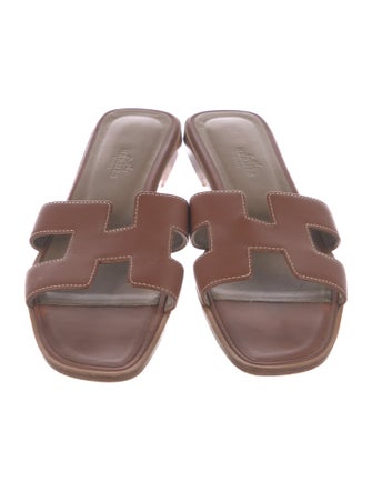 Hermès Oran H Logo Slides