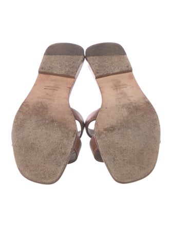 Hermès Oran H Logo Slides