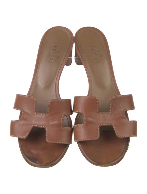 Hermès Oasis H Logo Slides