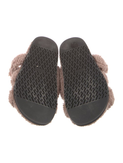 Hermès Chypre H Logo Slides