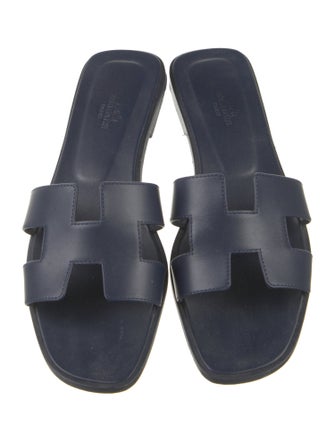 Hermès Oran H Logo Slides