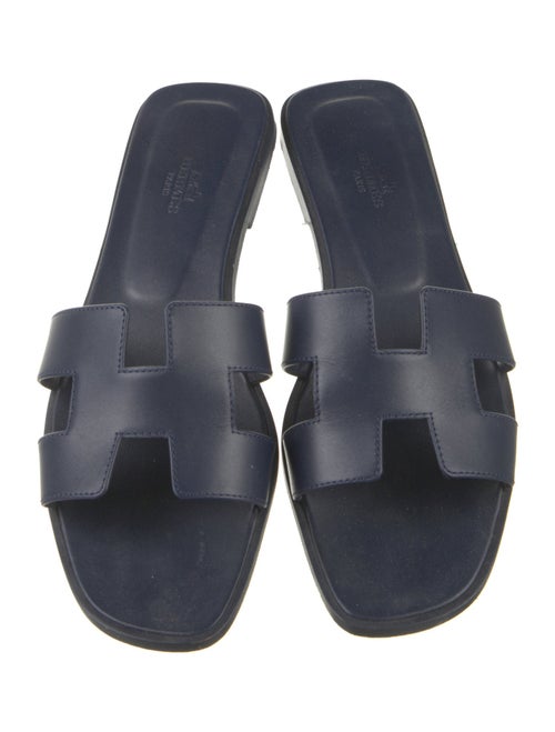 Hermès Oran H Logo Slides