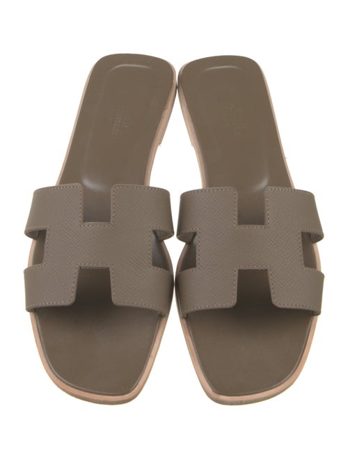 Hermès Oran H Logo Slides