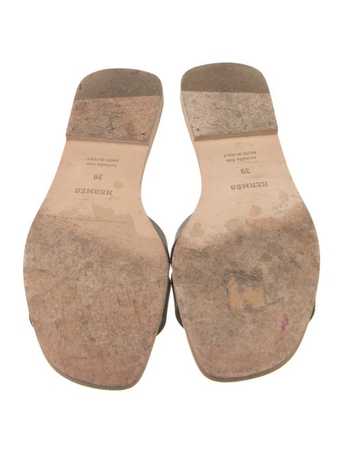 Hermès Oran H Logo Slides
