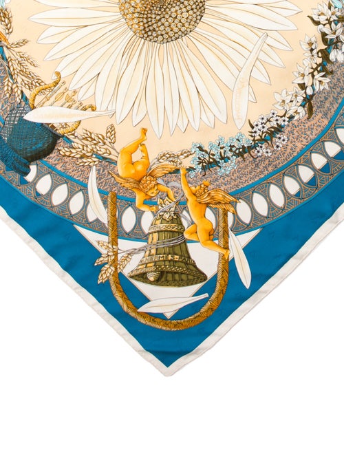 Hermès T'aime un Peu Beaucoup Passionnément Jacquard Silk Scarf