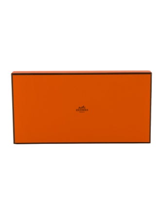 Hermès Magnetic Hanging Scarf Display System