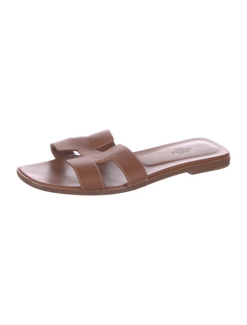 Hermès Oran H Logo Slides
