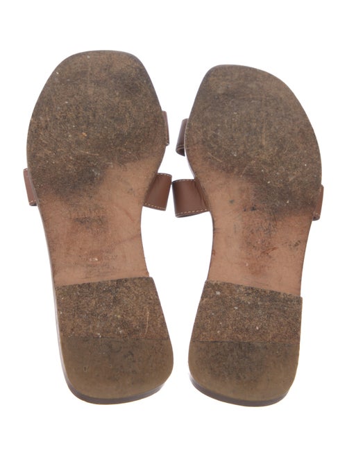 Hermès Oran H Logo Slides