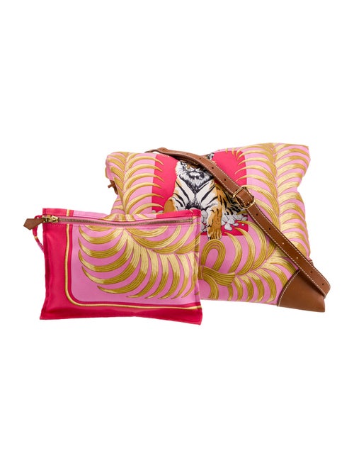 Hermès 'Tigre Royal' Silky City 33