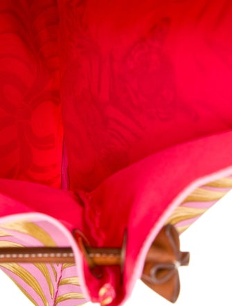 Hermès 'Tigre Royal' Silky City 33