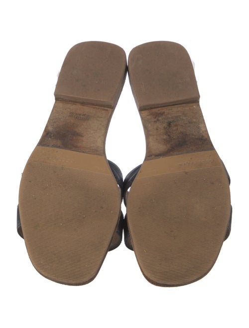 Hermès Oran H Logo Slides