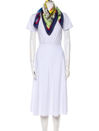 Hermès À L'Ombre Des Boulevards Silk Scarf