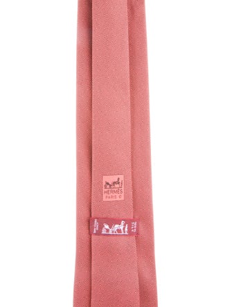 Hermès Red Silk Tie.