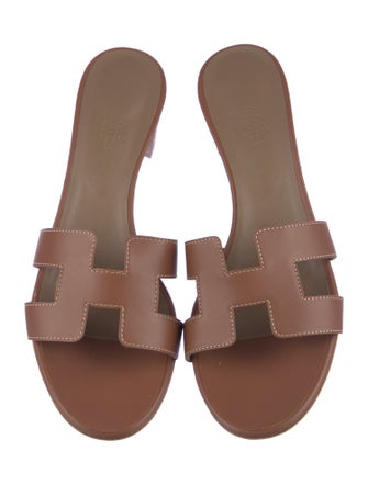 Hermès Oasis H Logo Slides