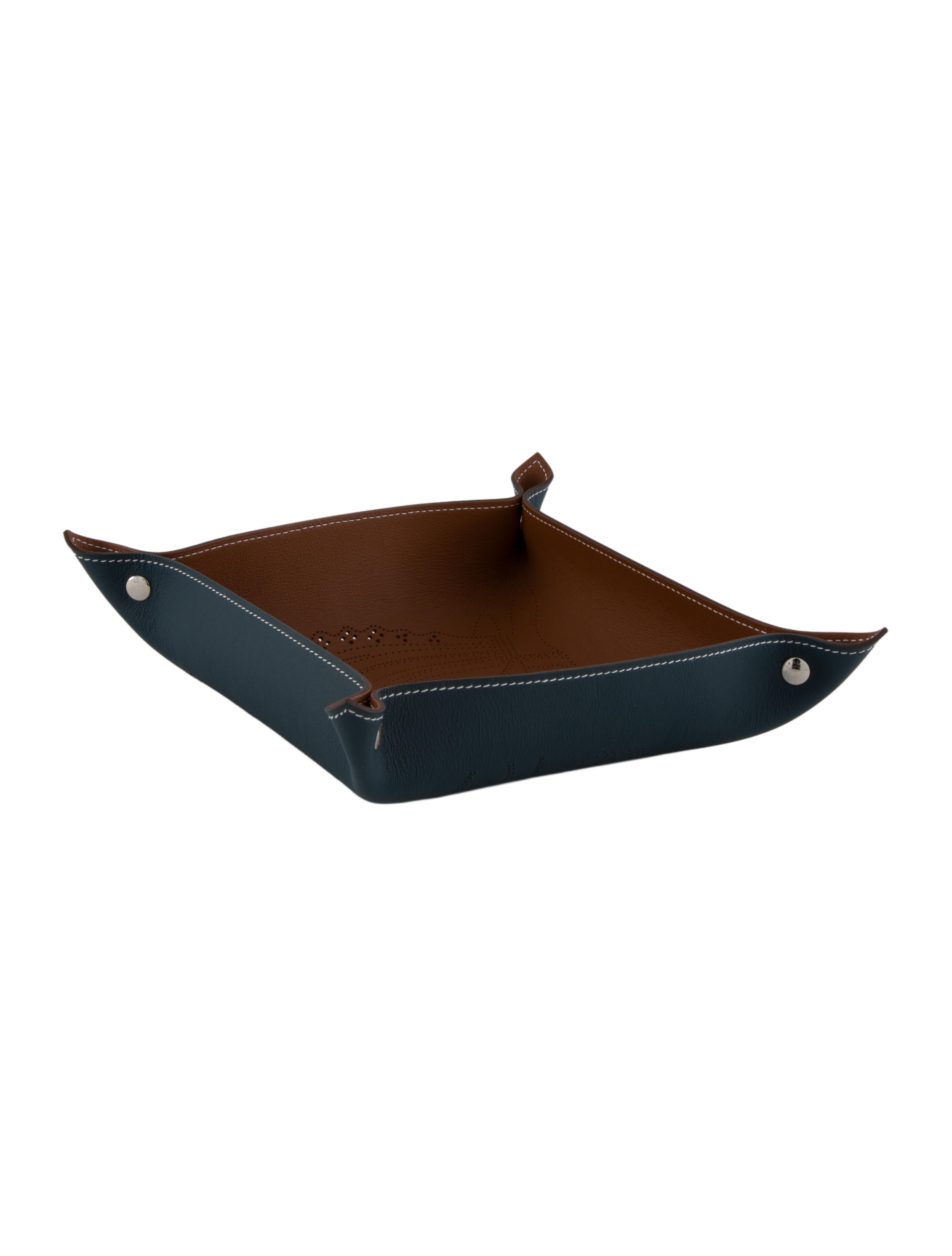 Hermès Mises et Relances Robe du Soir Change Tray