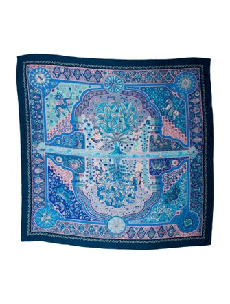 Hermès Aux Portes du Palais Silk Shawl