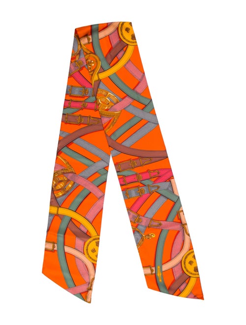 Hermès Cavalcadour Maxi Silk Twilly Scarf