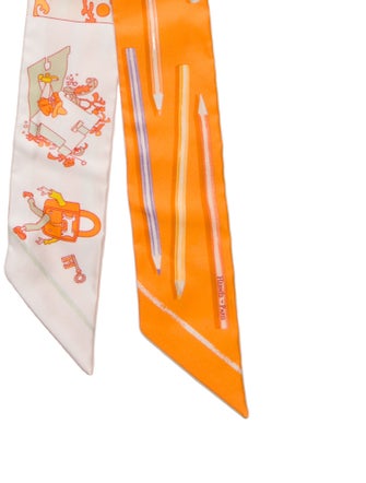 Hermès A Vos Crayons Silk Twilly Scarf